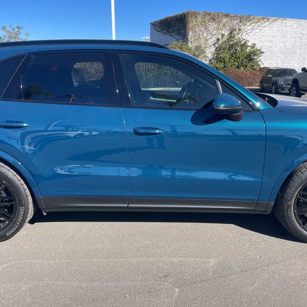 2024 Porsche Cayenne Base