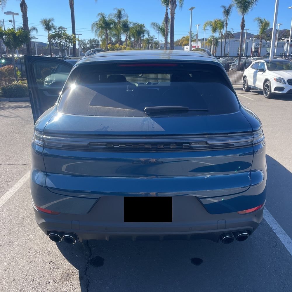 2024 Porsche Cayenne Base