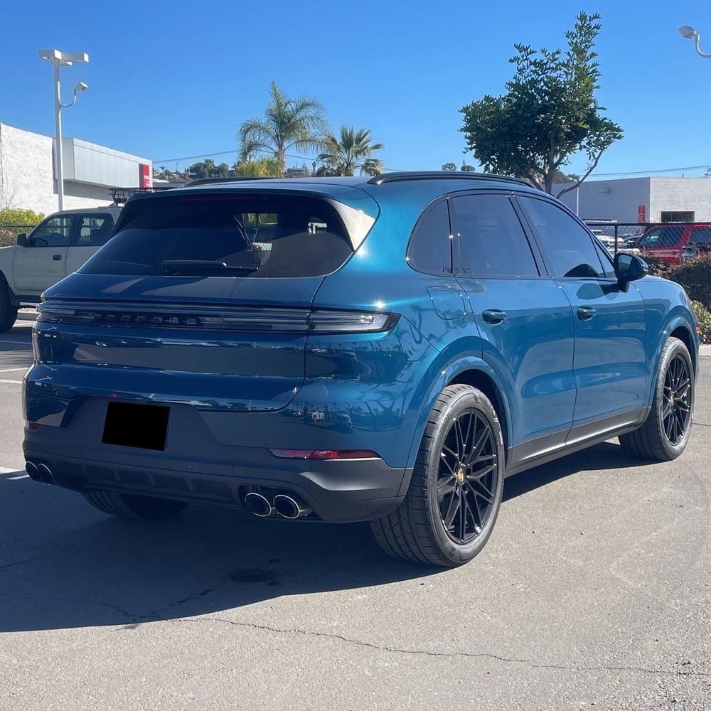 2024 Porsche Cayenne Base