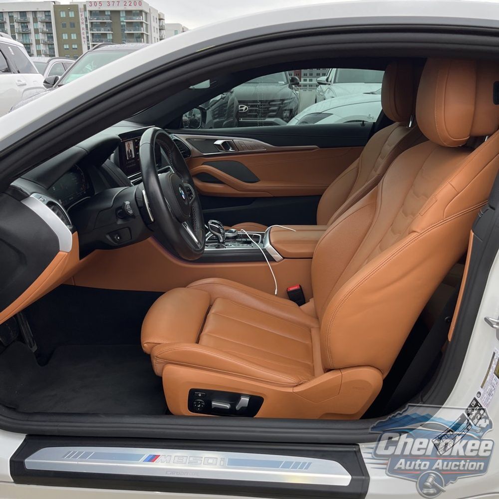 2024 BMW 8-Series M850xi