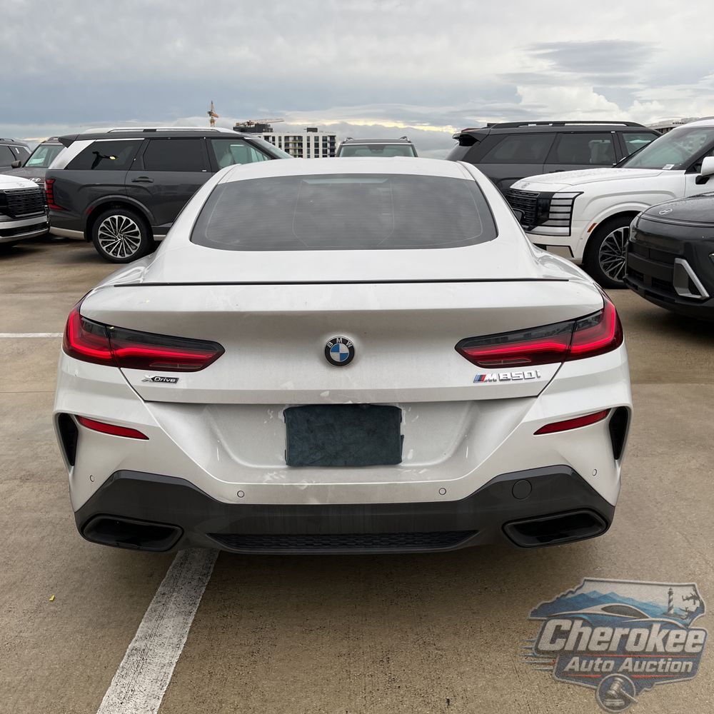 2024 BMW 8-Series M850xi