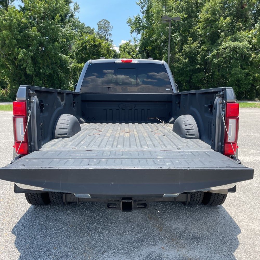 2022 Ford F450SD Lariat