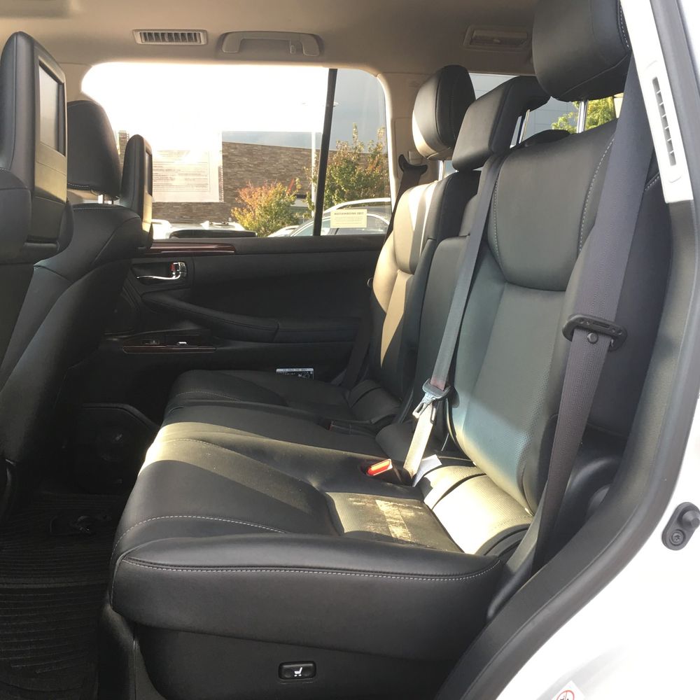 2015 Lexus LX 570
