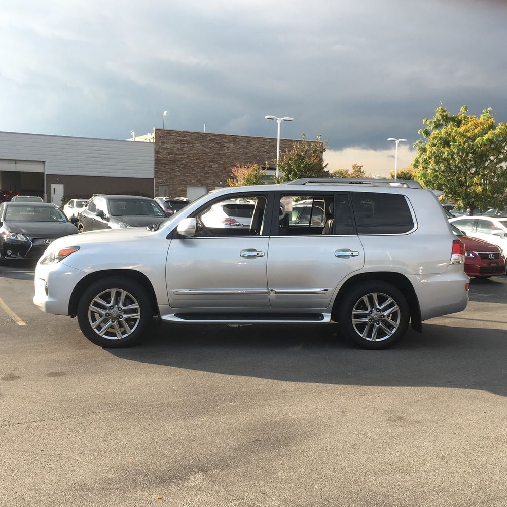 2015 Lexus LX 570