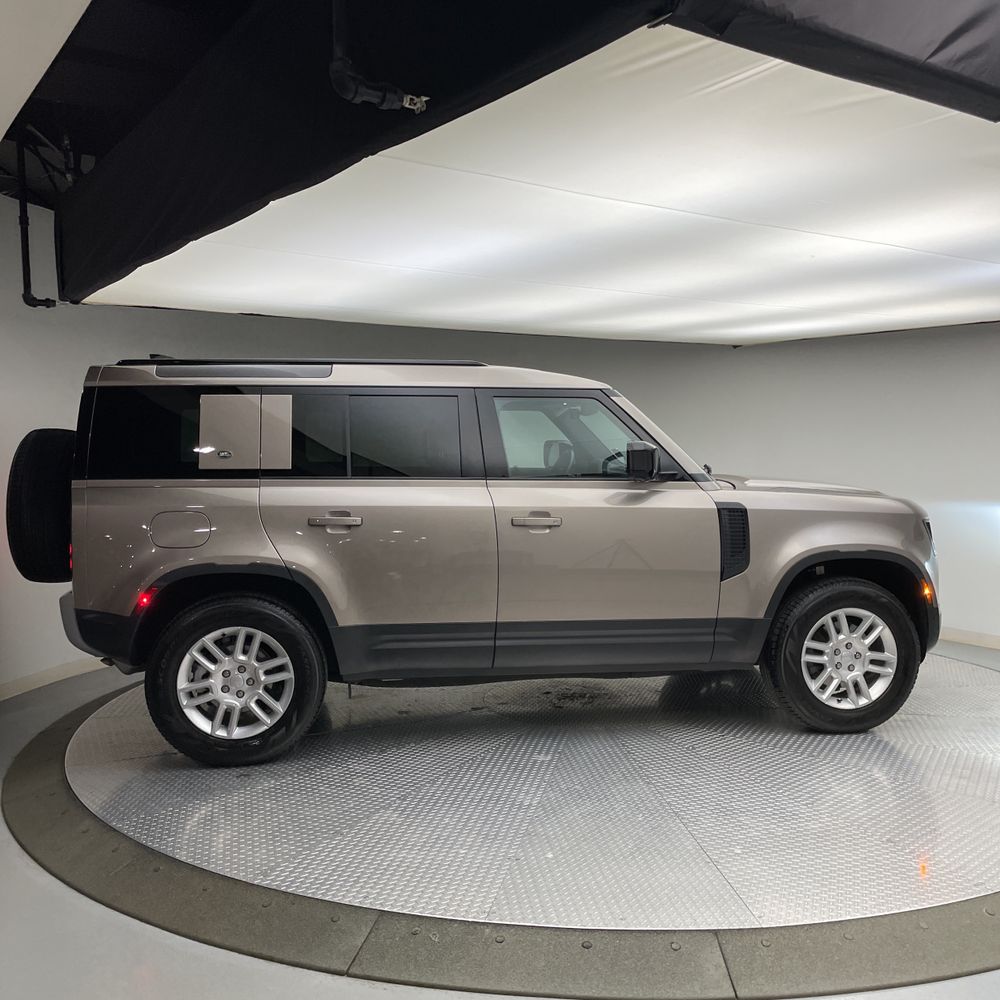 2023 Land Rover Defender 110 S