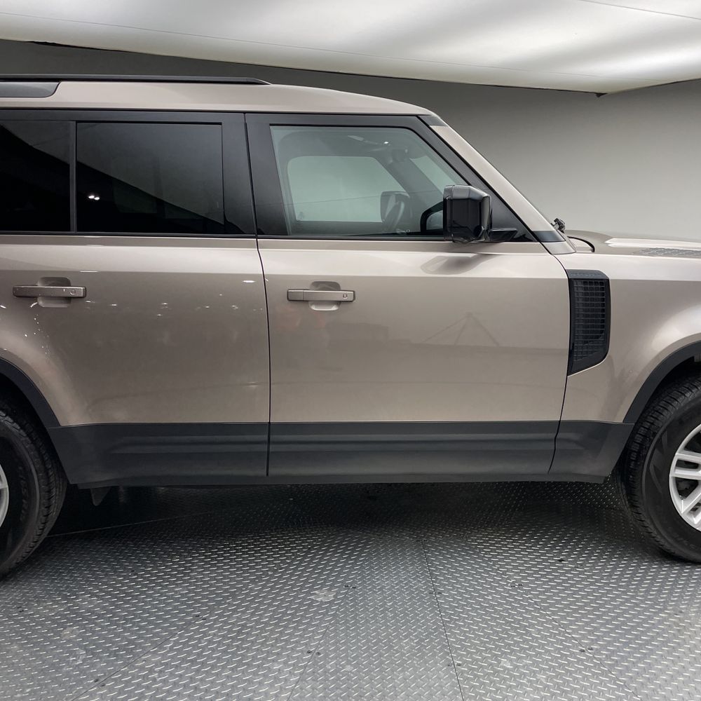 2023 Land Rover Defender 110 S