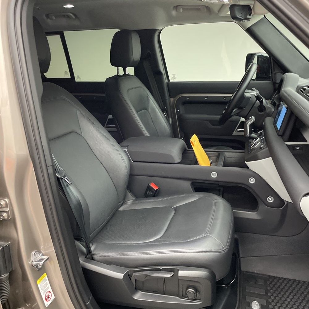 2023 Land Rover Defender 110 S