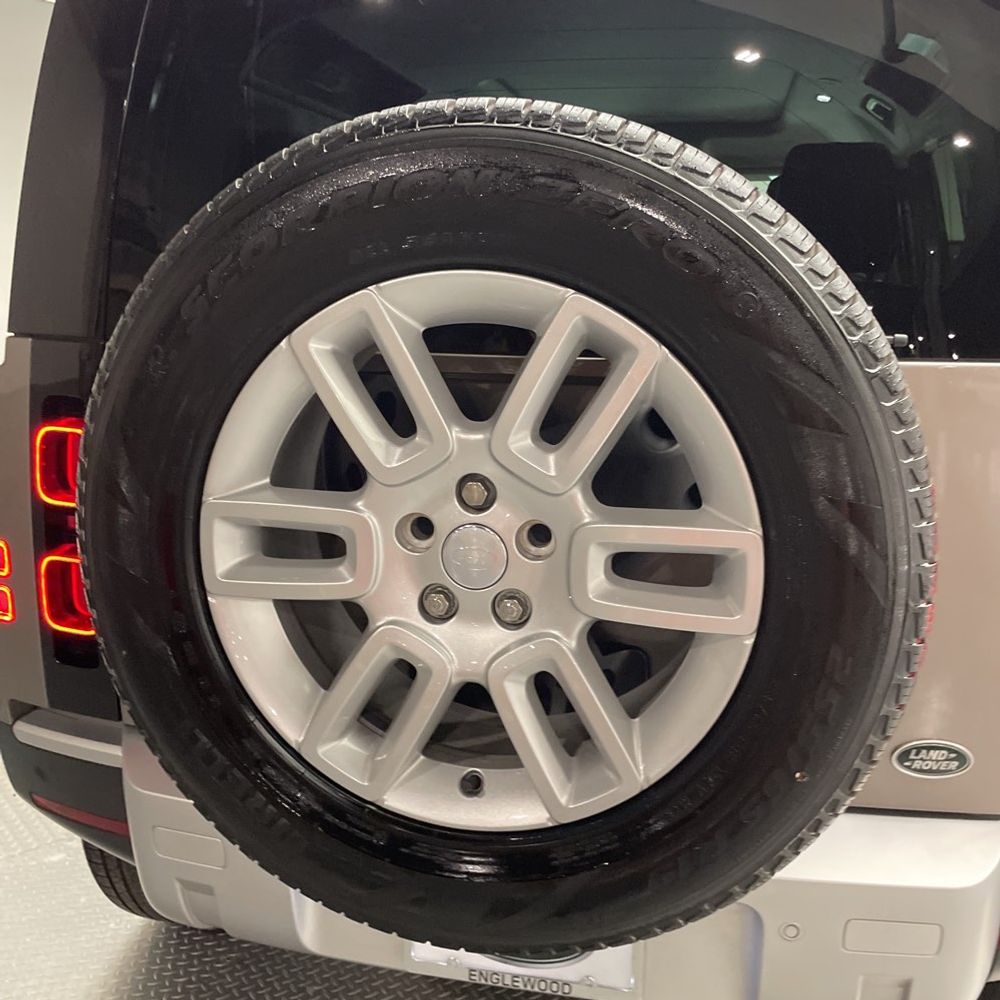 2023 Land Rover Defender 110 S
