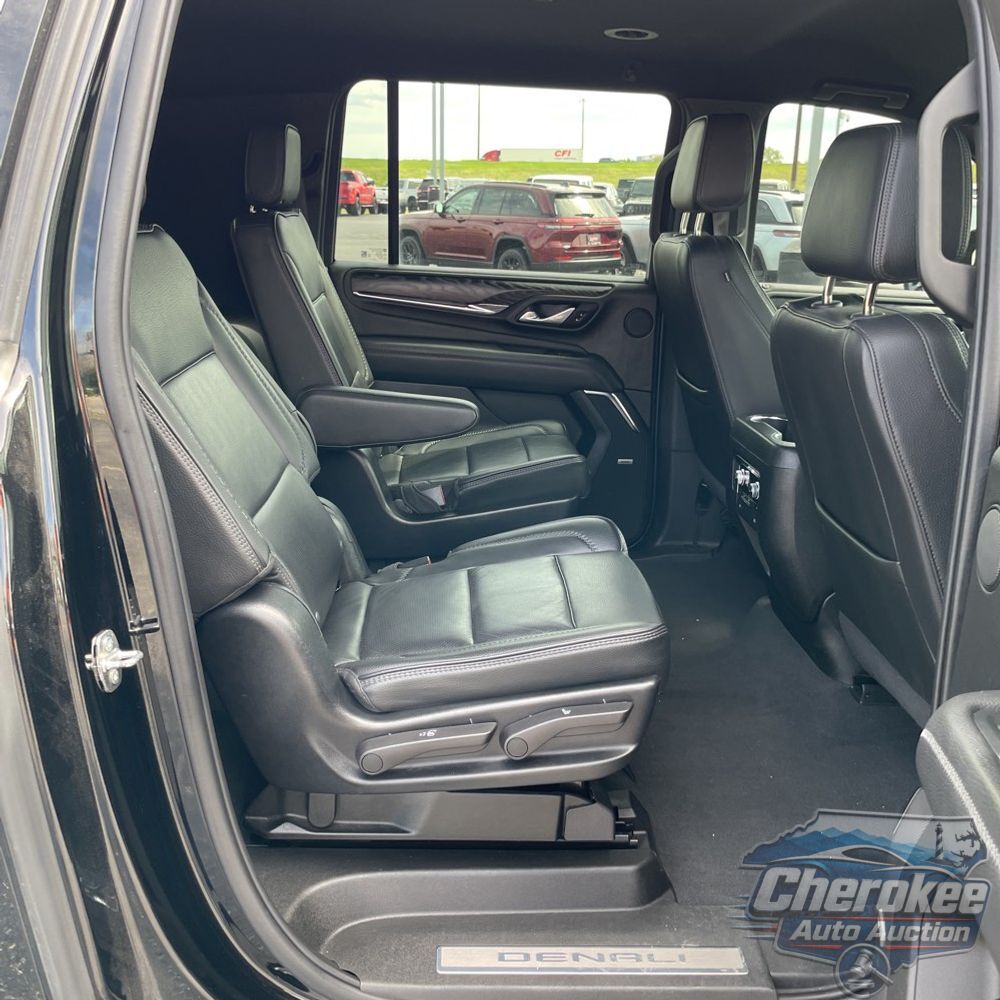 2022 GMC Yukon XL Denali