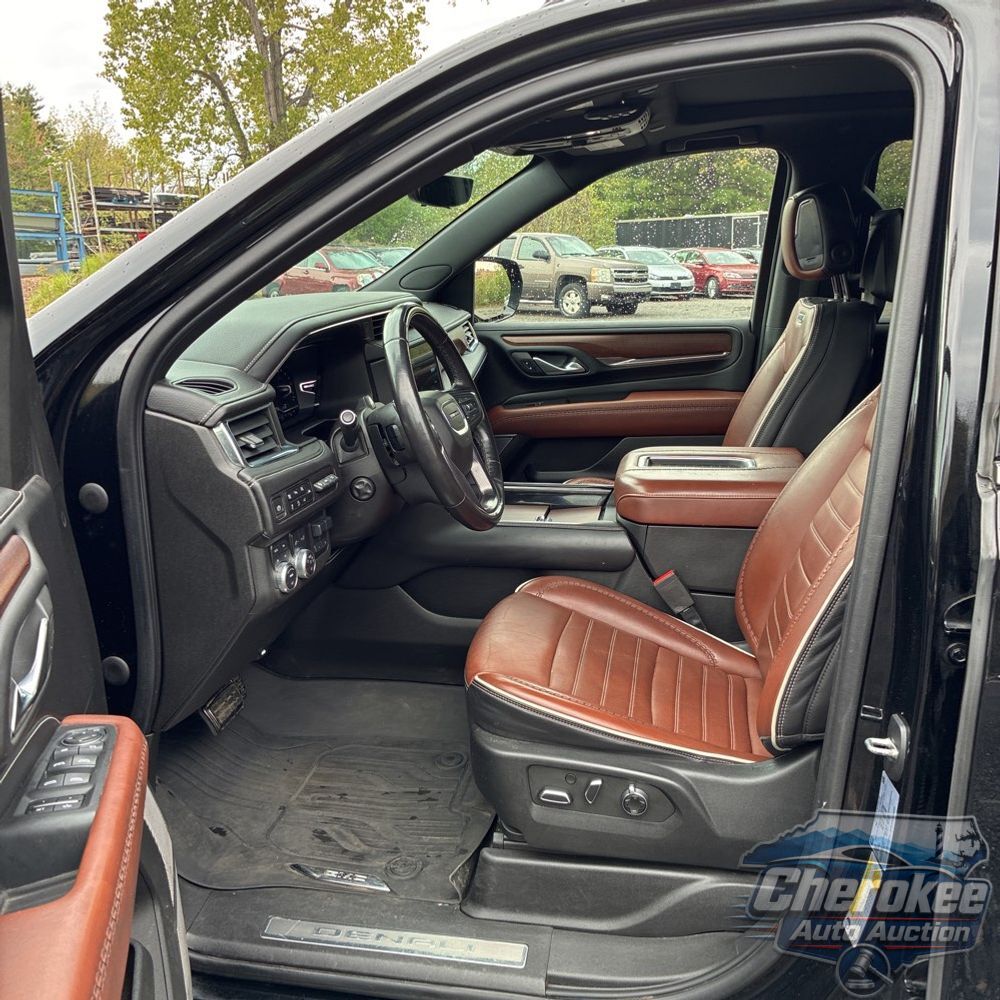 2023 GMC Yukon XL Denali Ultimate