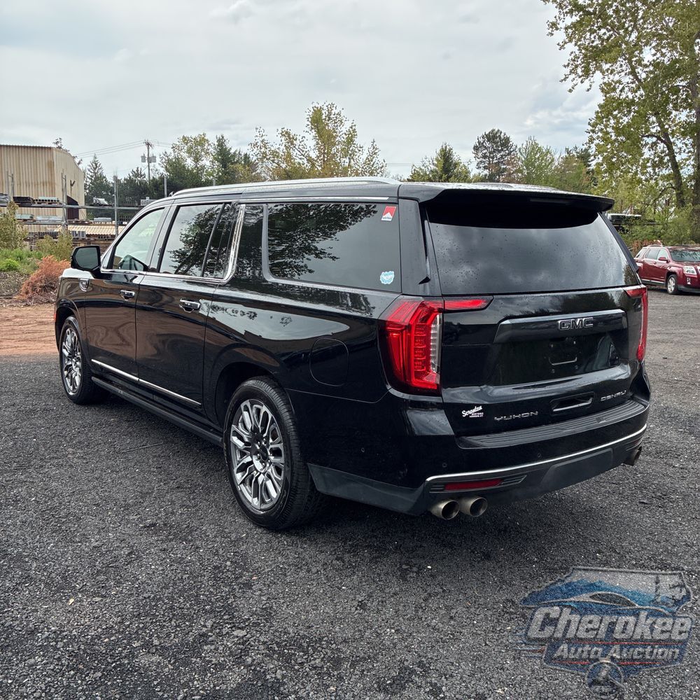 2023 GMC Yukon XL Denali Ultimate