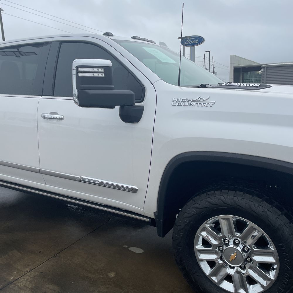 2024 Chevrolet Silverado 2500HD High Country