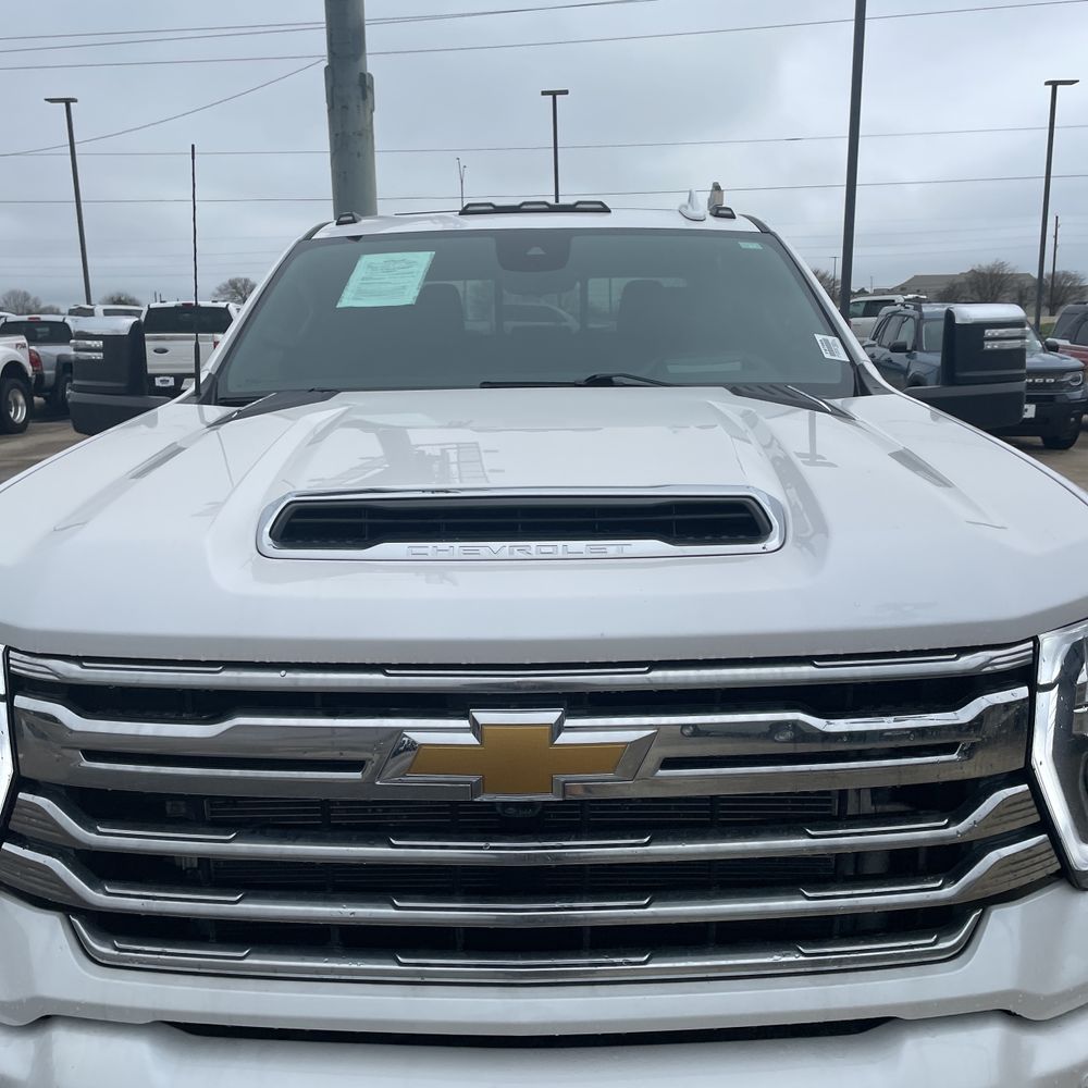 2024 Chevrolet Silverado 2500HD High Country