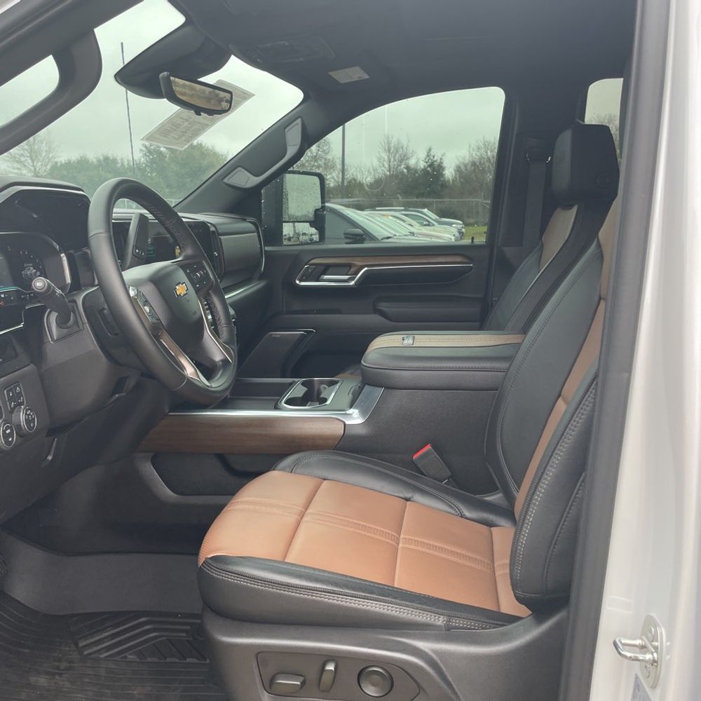 2024 Chevrolet Silverado 2500HD High Country