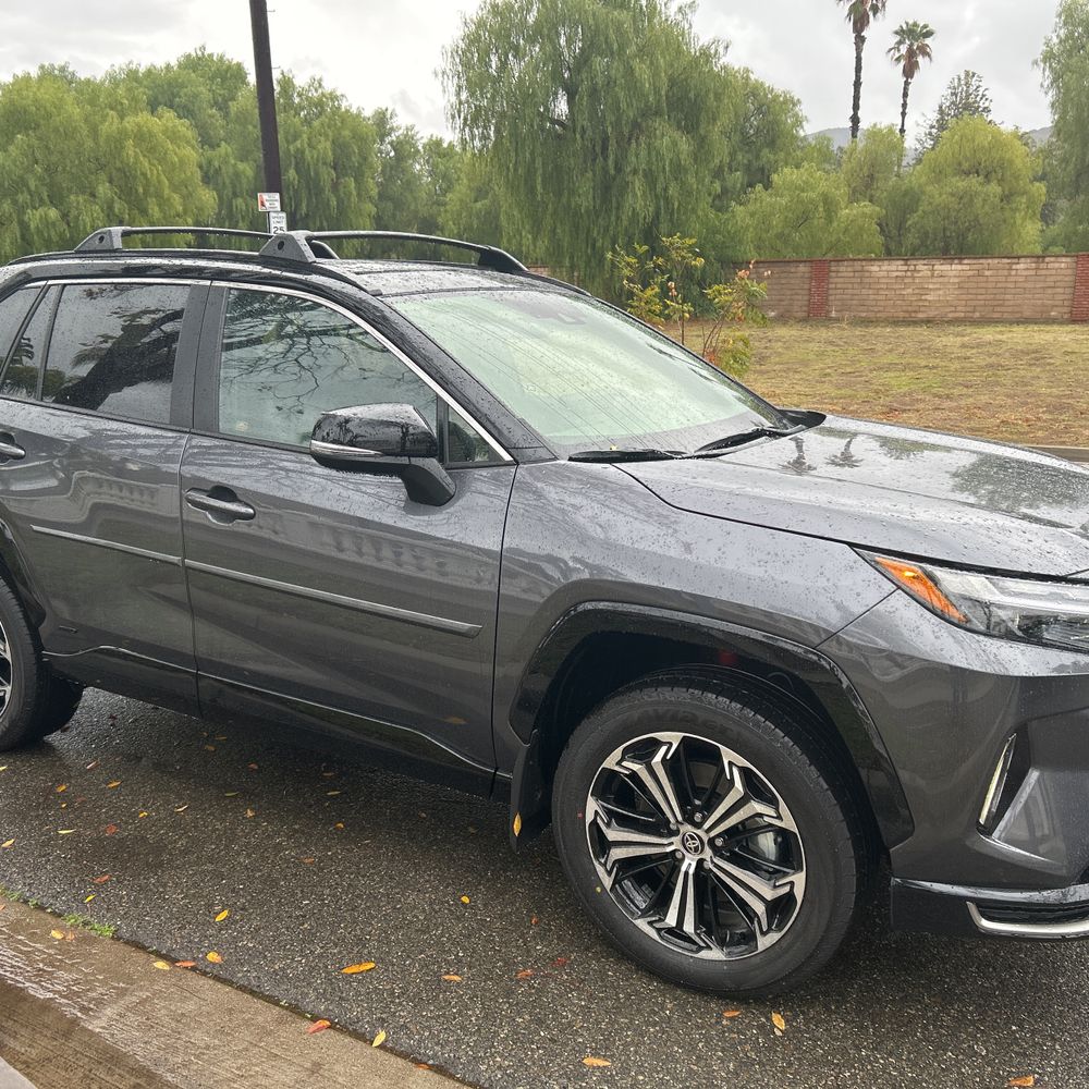 2025 Toyota RAV4 Plug-in Hybrid XSE