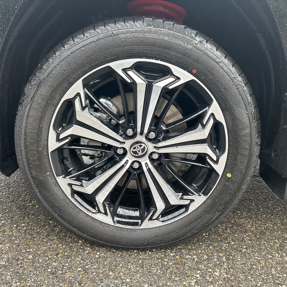 2025 Toyota RAV4 Plug-in Hybrid XSE