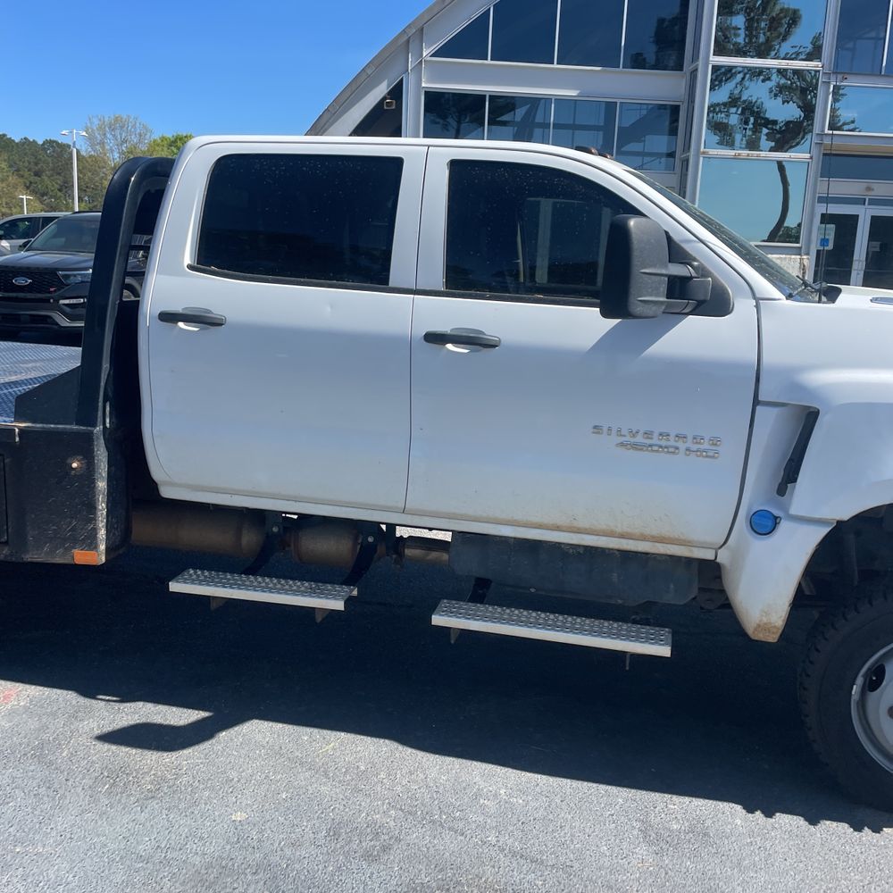 2024 Chevrolet Silverado 6500HD 1WT