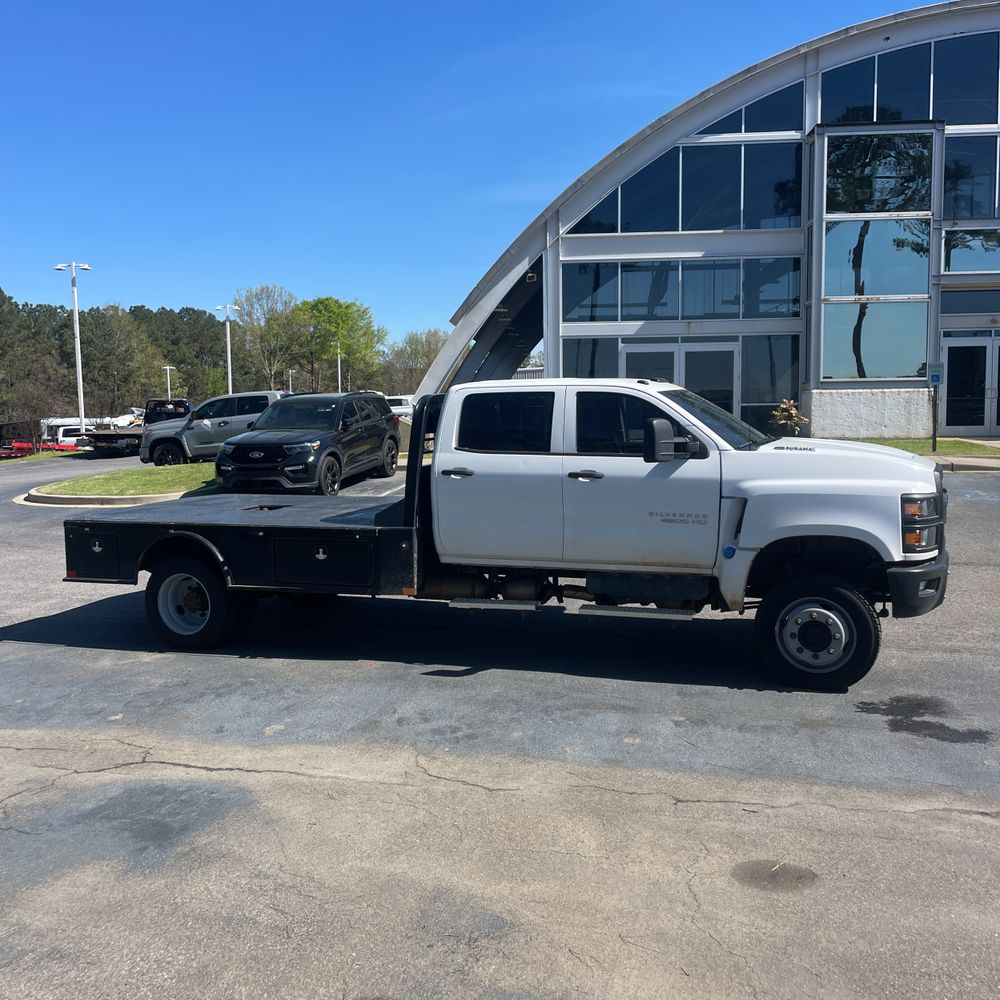 2024 Chevrolet Silverado 6500HD 1WT
