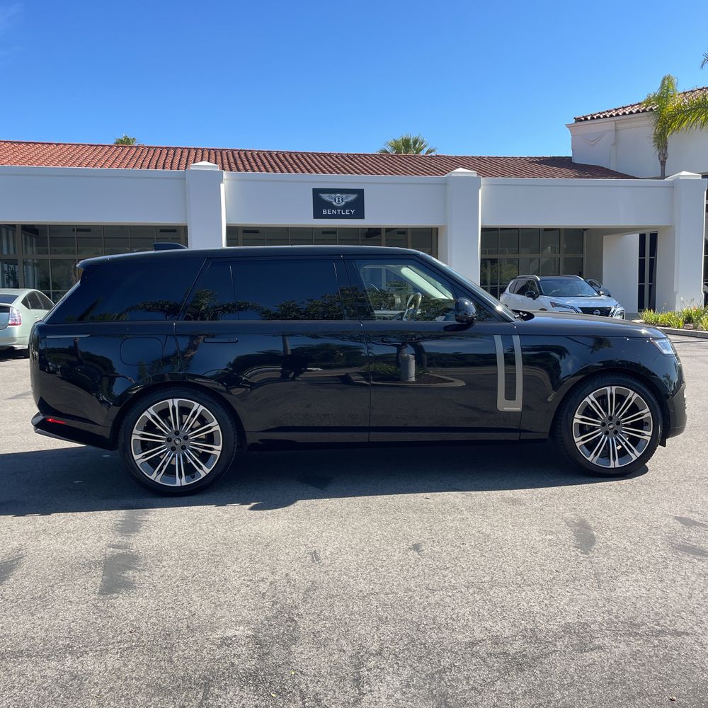 2024 Land Rover Range Rover P530 Autobiography LWB