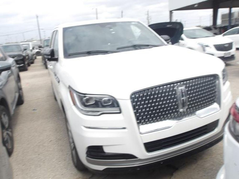 2023 Lincoln Navigator Reserve