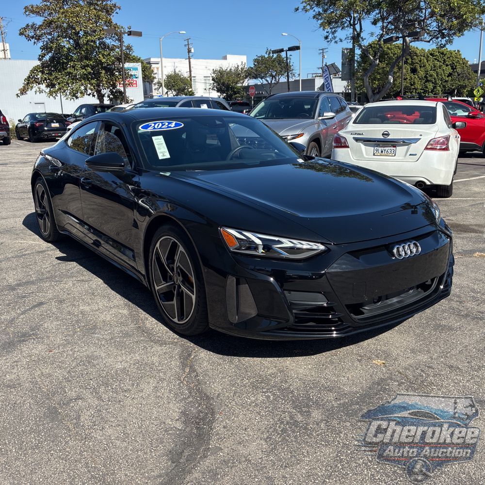 2024 Audi RS e-tron GT Base