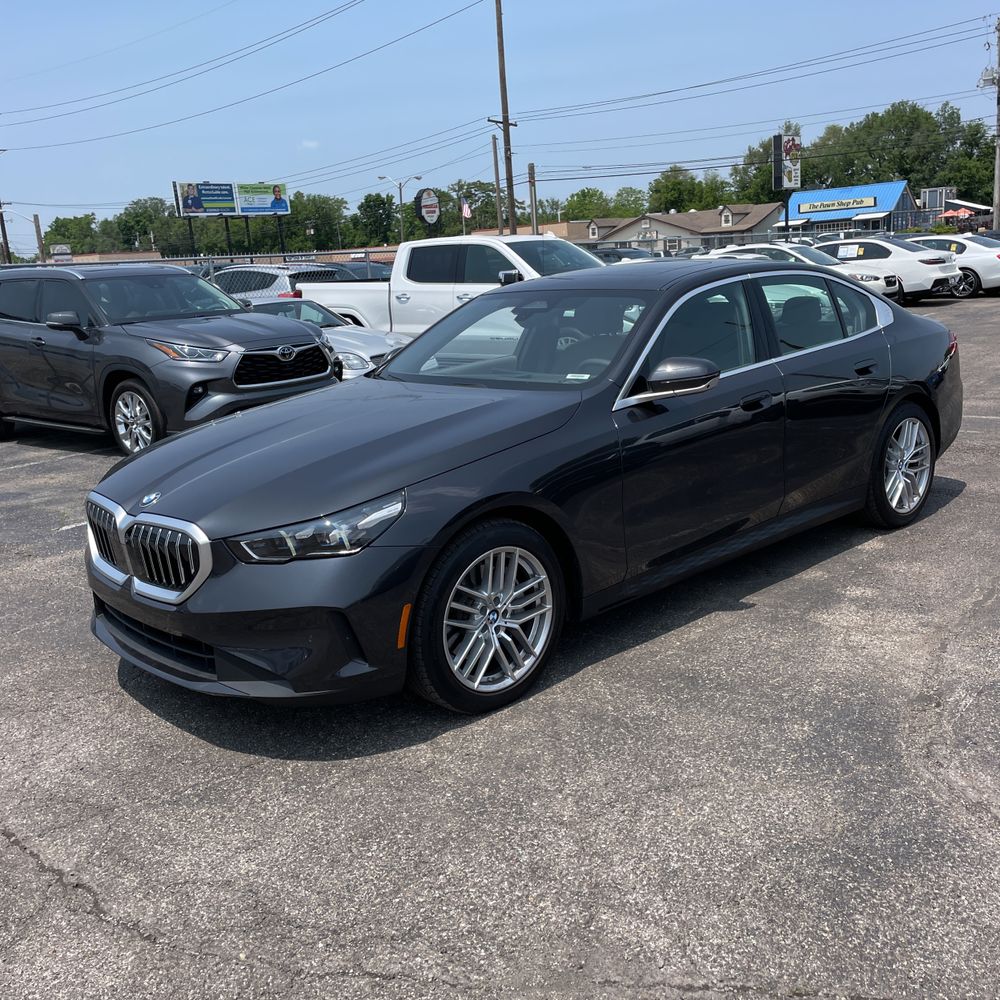 2025 BMW 5-Series 540i xDrive
