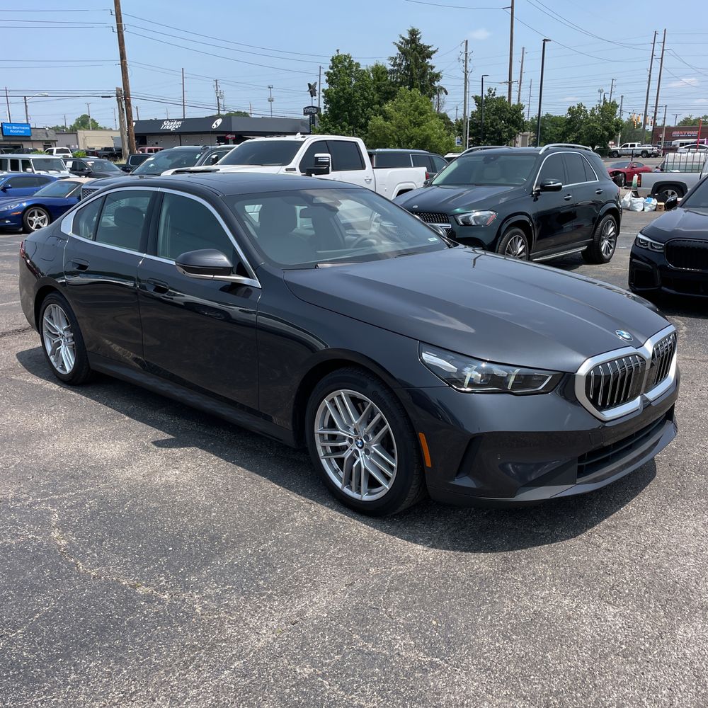 2025 BMW 5-Series 540i xDrive