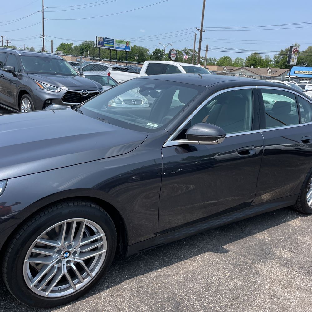 2025 BMW 5-Series 540i xDrive