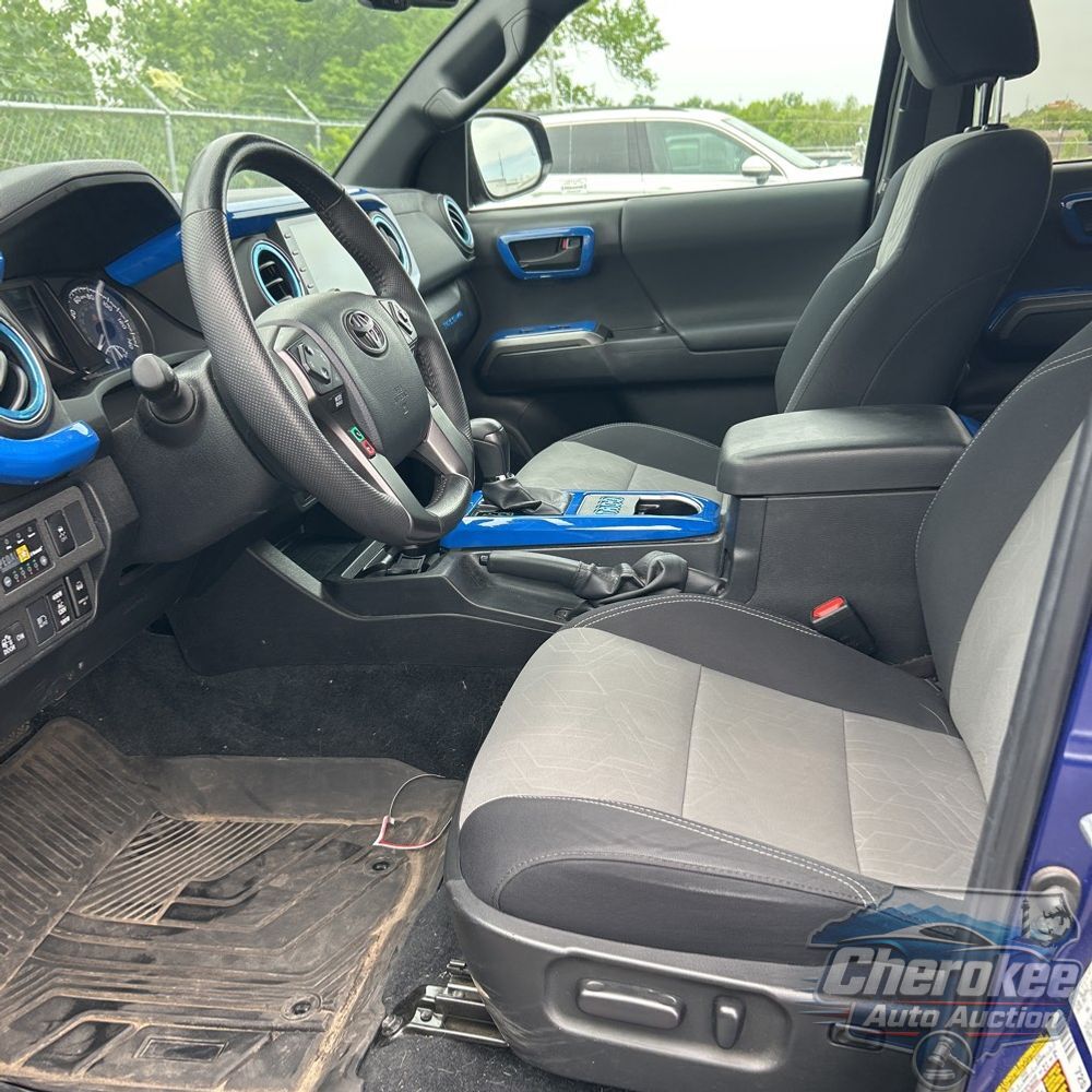 2023 Toyota Tacoma TRD Off-Road