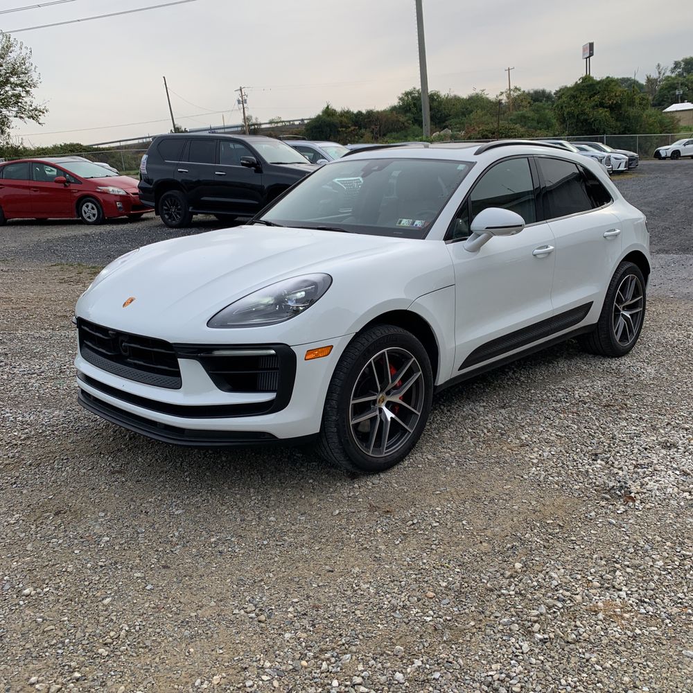 2022 Porsche Macan S