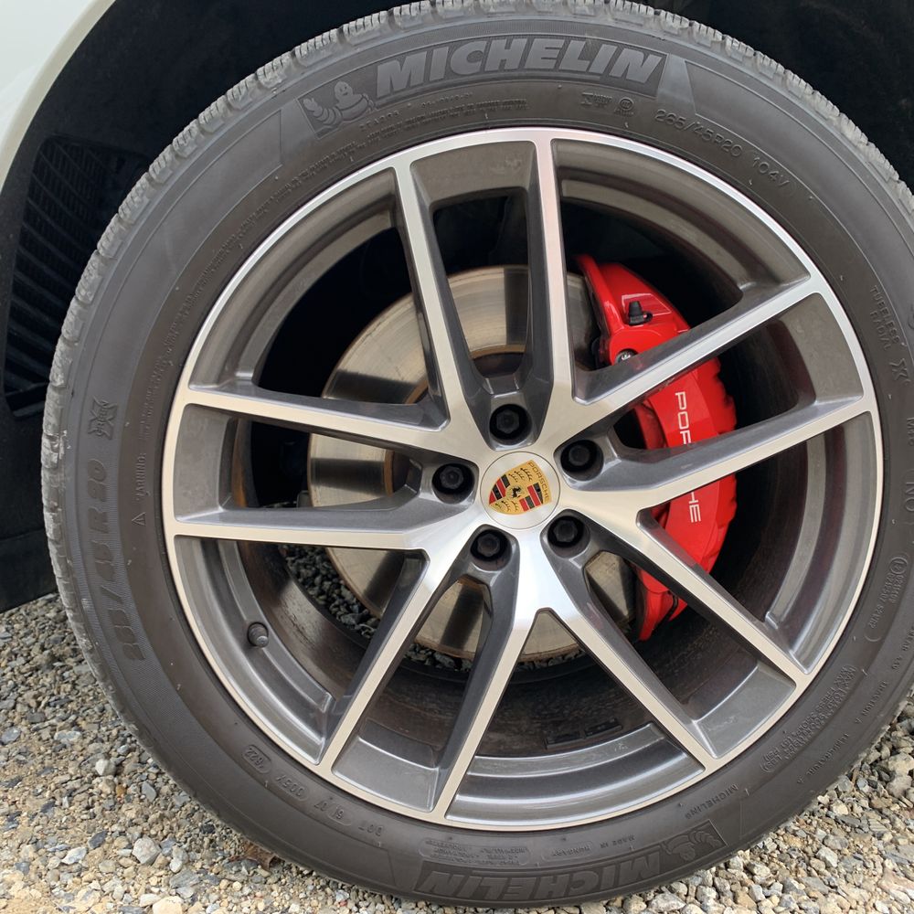 2022 Porsche Macan S