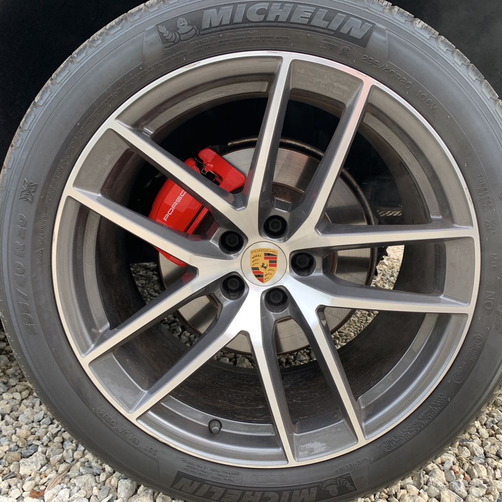 2022 Porsche Macan S