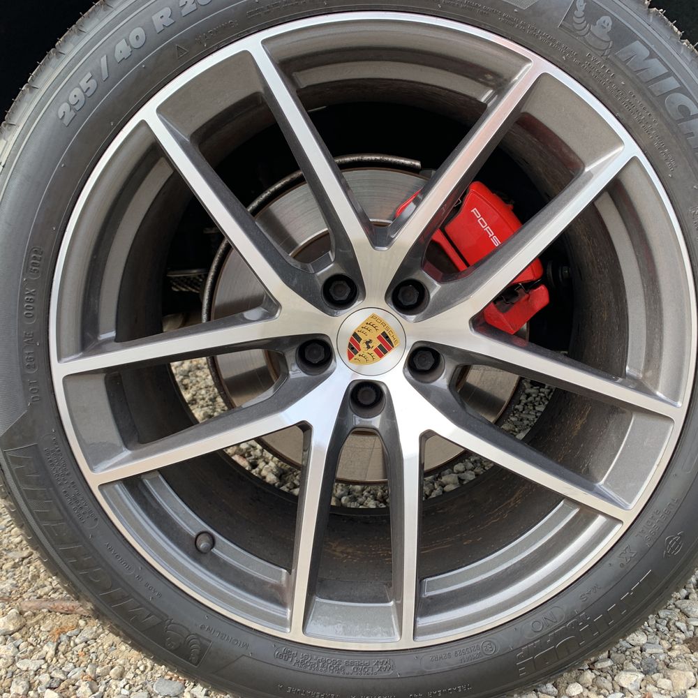 2022 Porsche Macan S