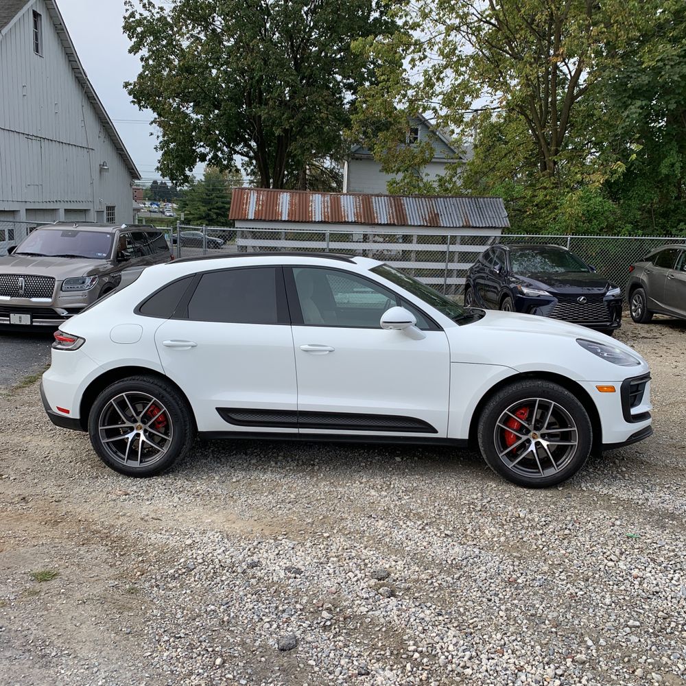 2022 Porsche Macan S