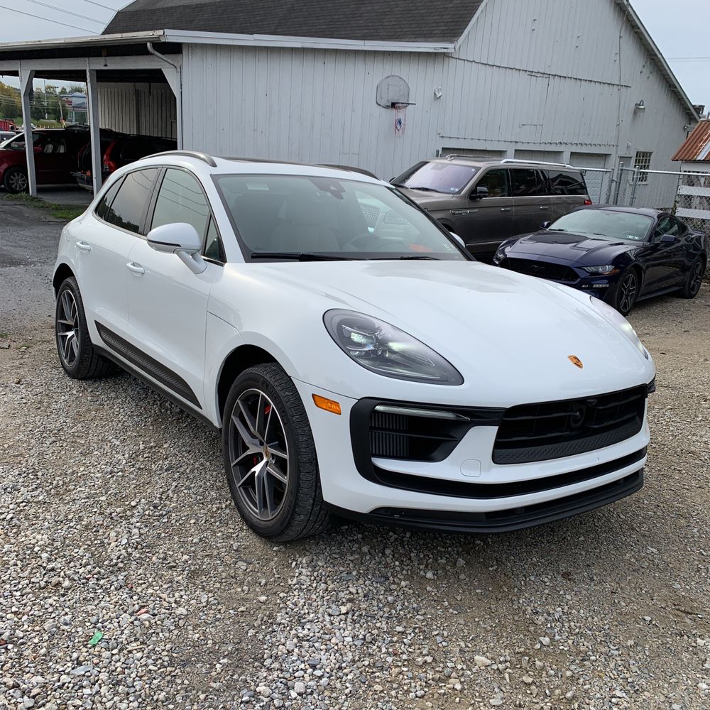 2022 Porsche Macan S