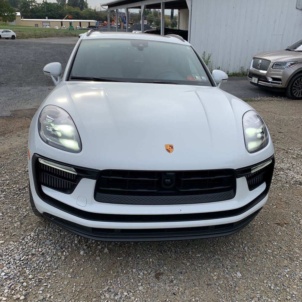 2022 Porsche Macan S
