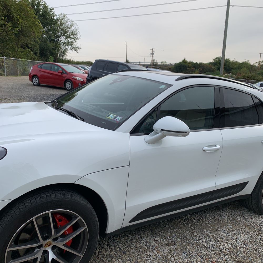 2022 Porsche Macan S