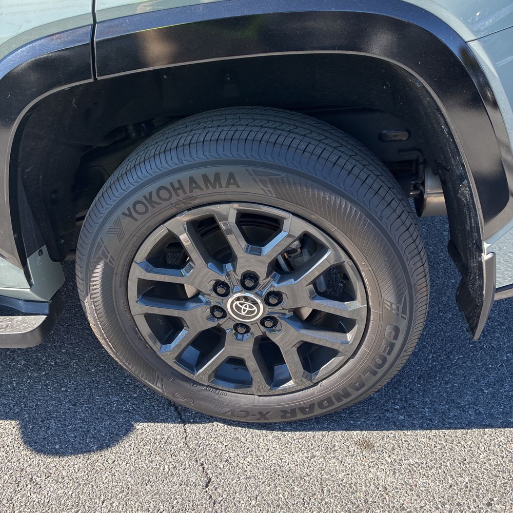 2024 Toyota Sequoia Platinum