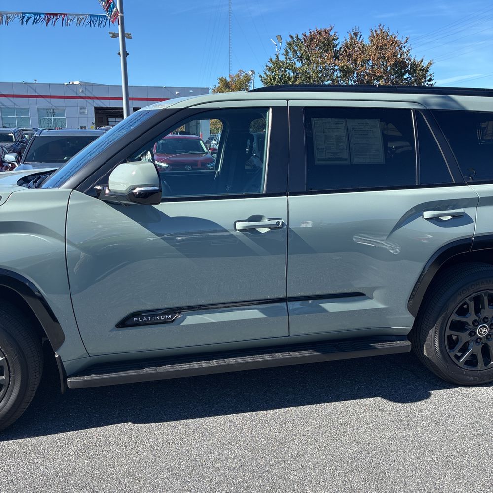 2024 Toyota Sequoia Platinum