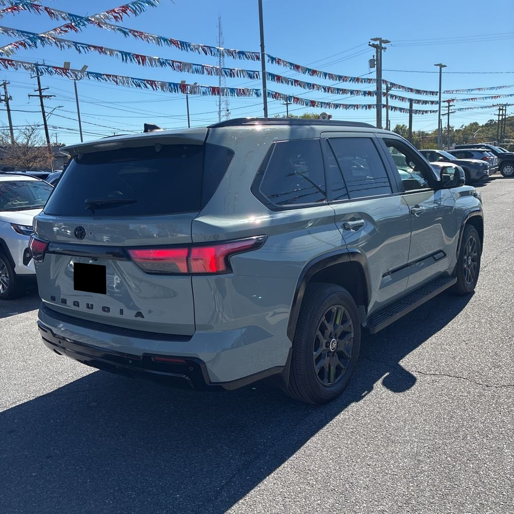 2024 Toyota Sequoia Platinum