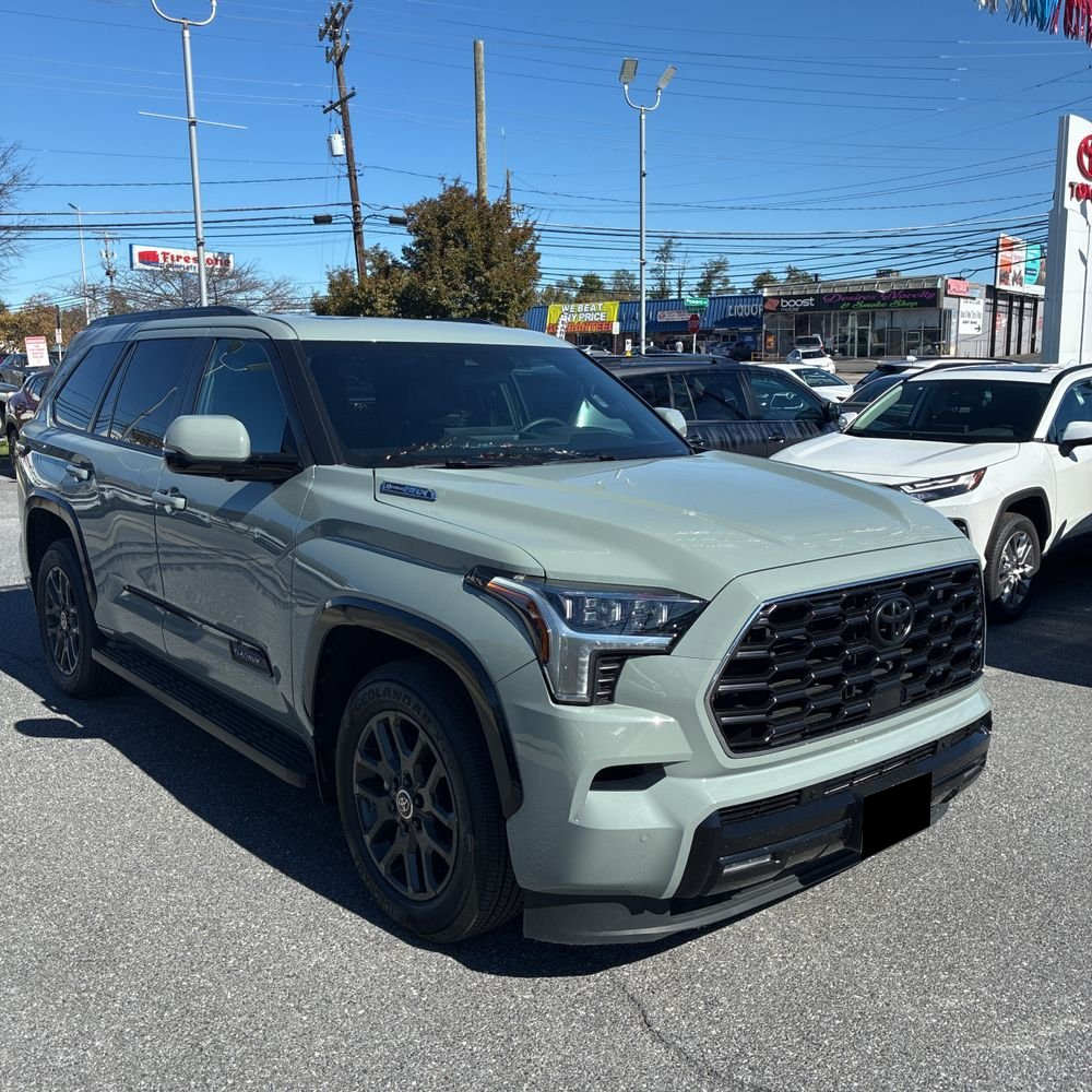 2024 Toyota Sequoia Platinum