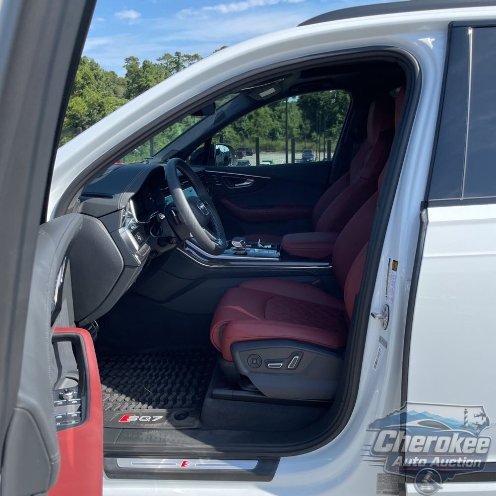 2023 Audi SQ7 Prestige