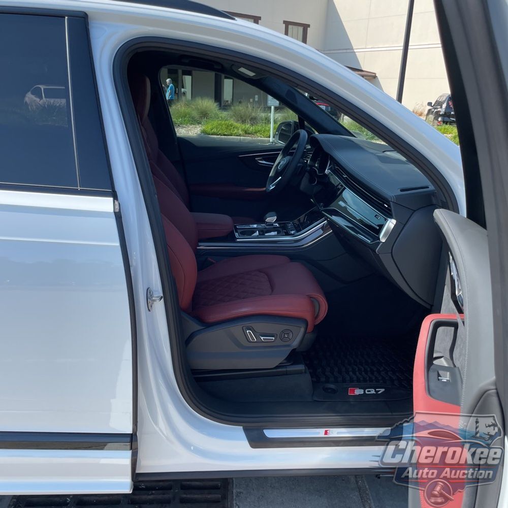2023 Audi SQ7 Prestige