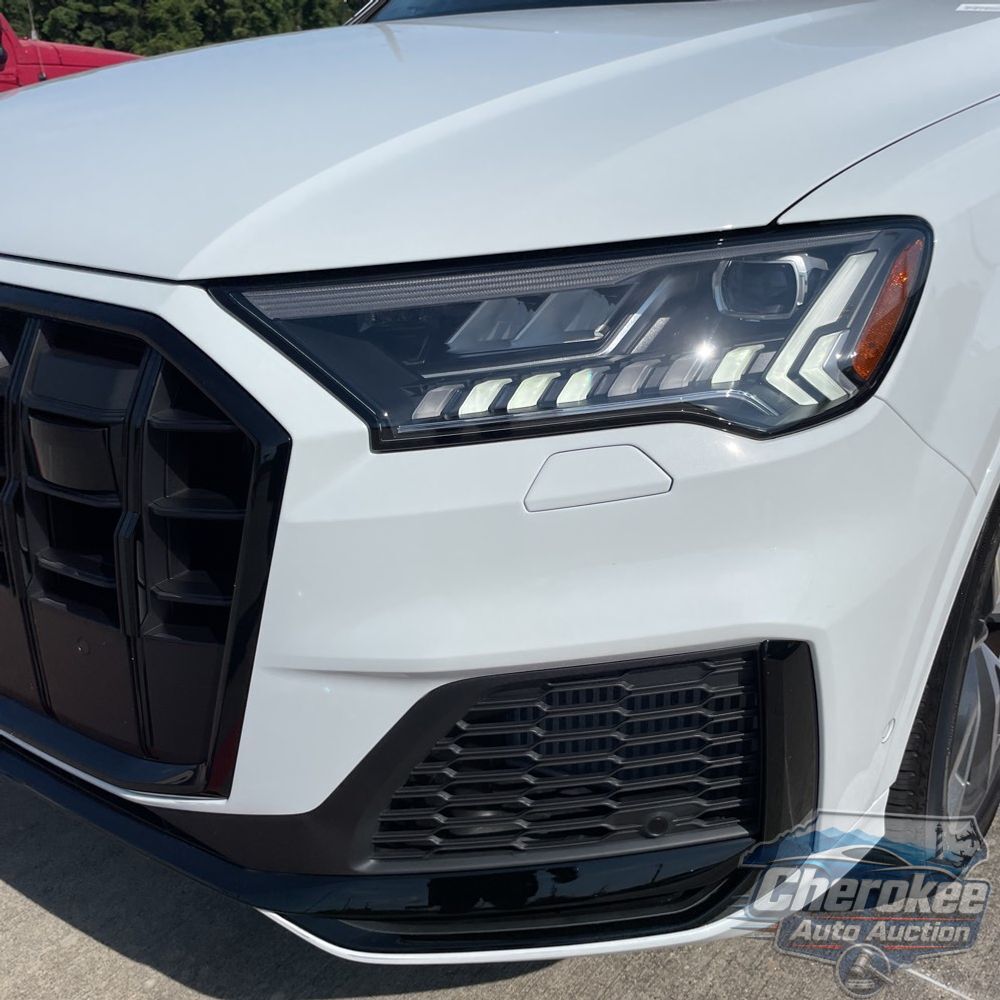 2023 Audi SQ7 Prestige