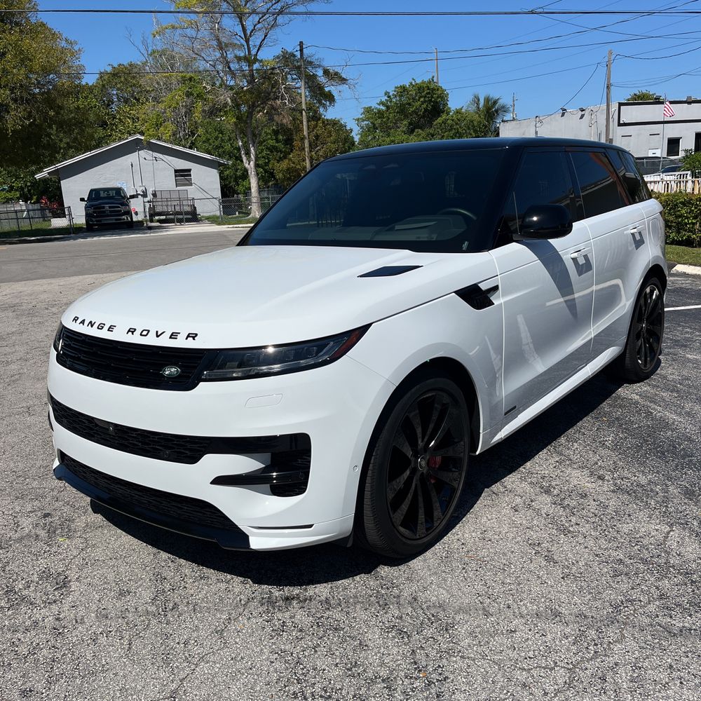 2025 Land Rover Range Rover Sport