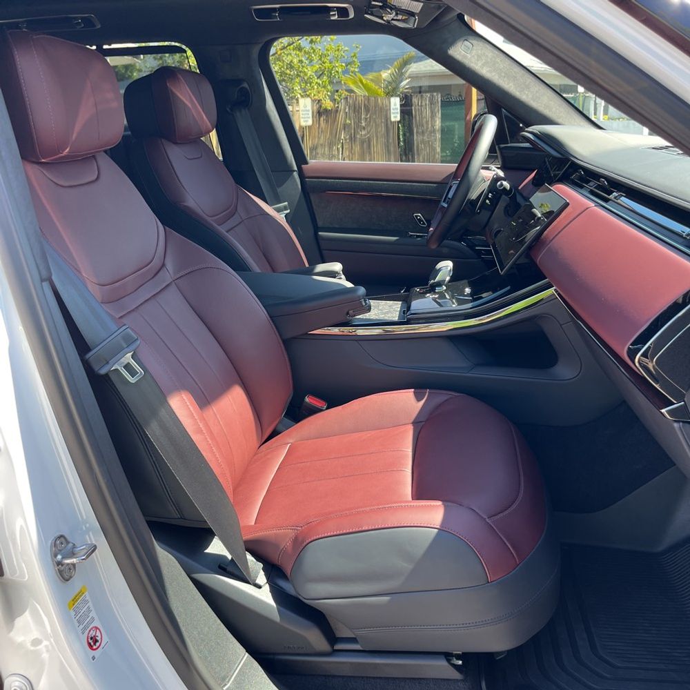 2025 Land Rover Range Rover Sport P550e Autobiography