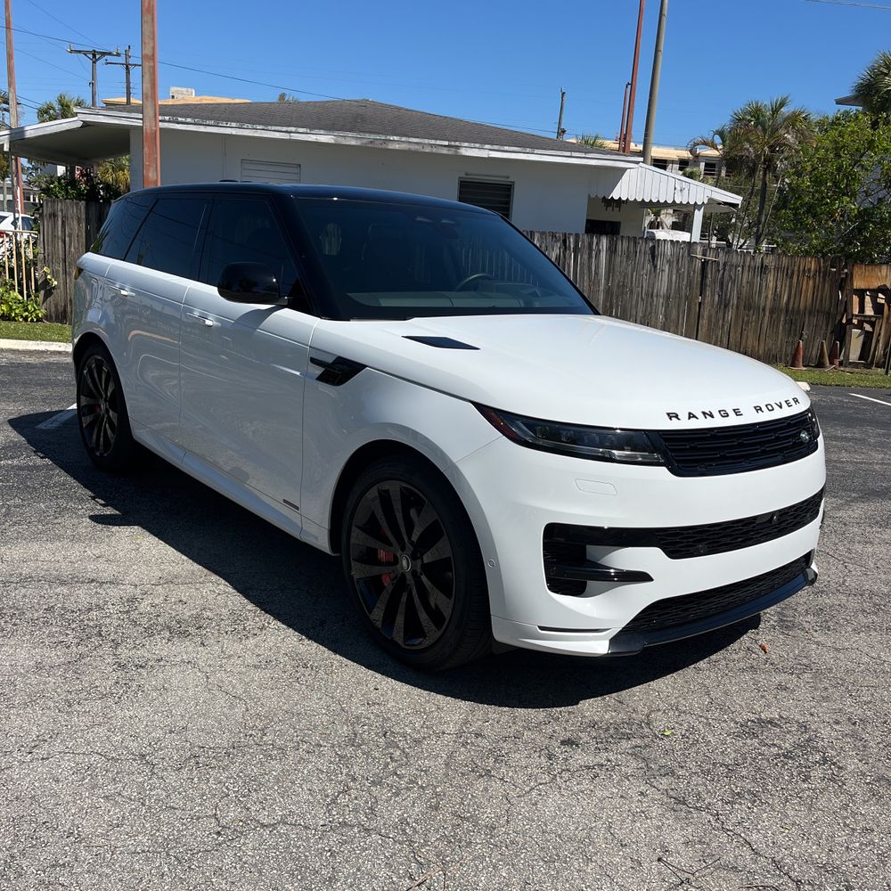 2025 Land Rover Range Rover Sport P550e Autobiography