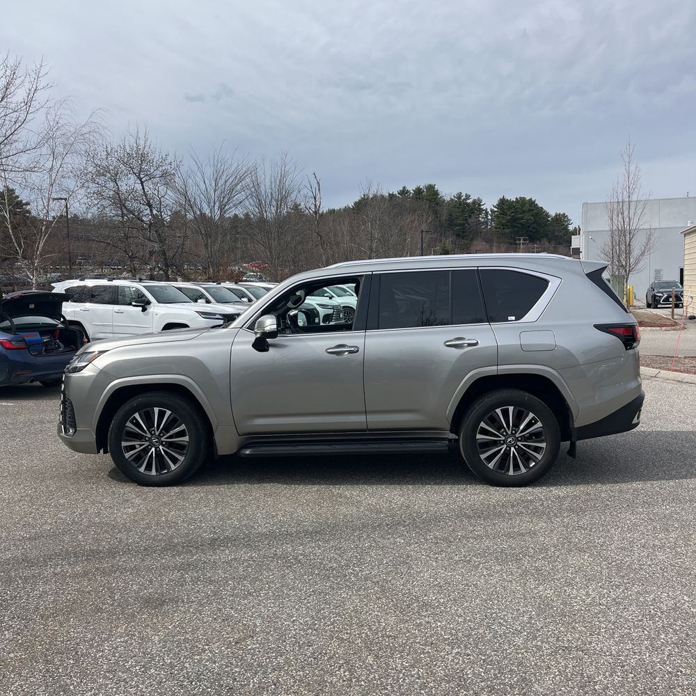 2023 Lexus LX 600 Premium