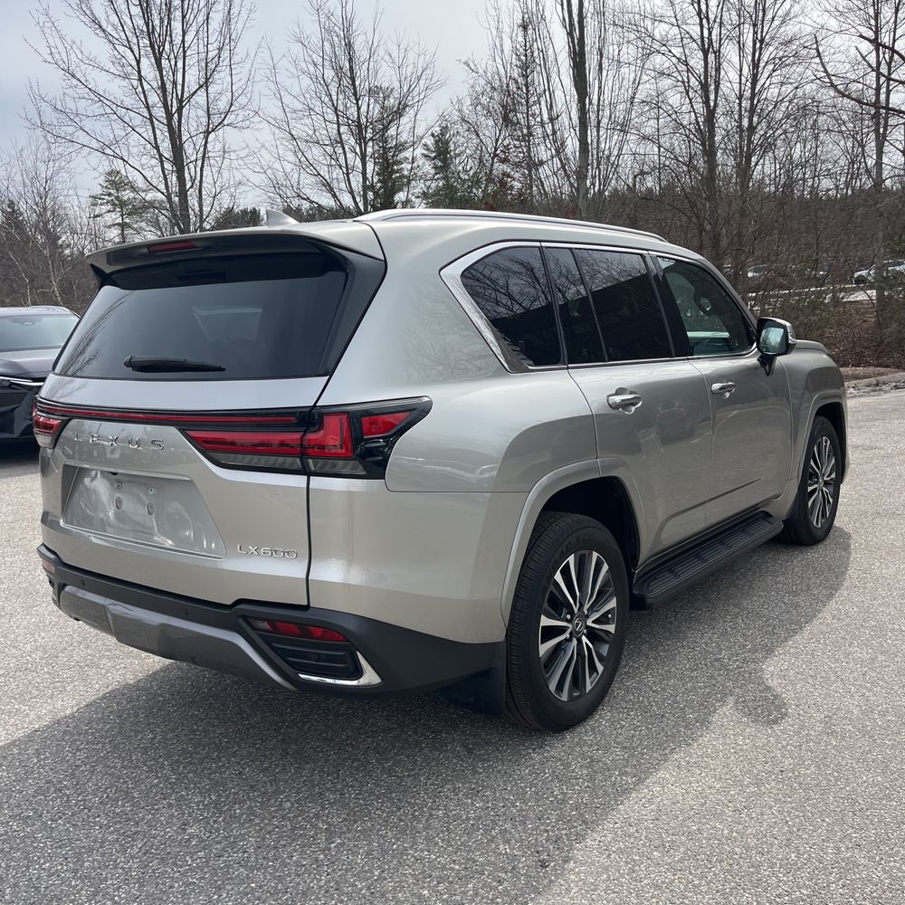 2023 Lexus LX 600 Premium