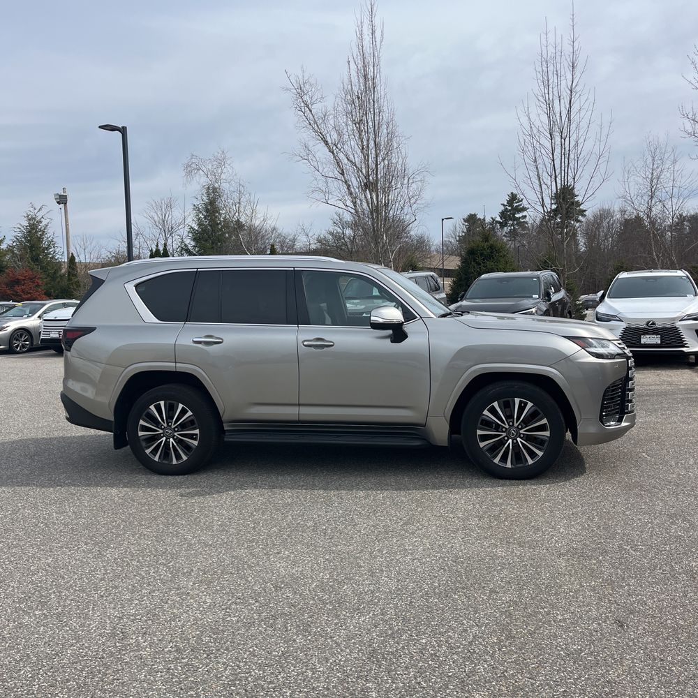 2023 Lexus LX 600 Premium